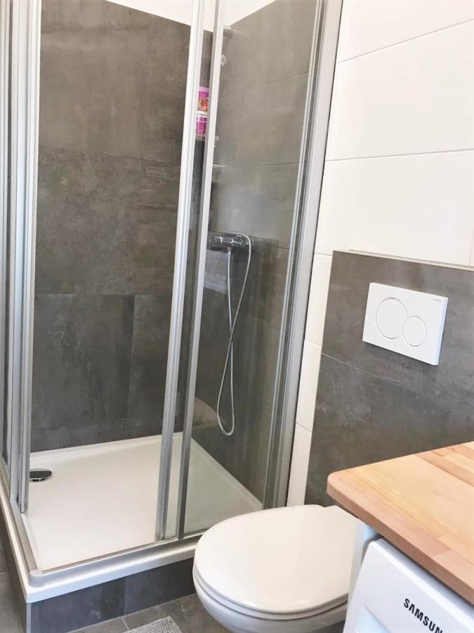 Studio & Apartments Near Reumannplatz Wien Ngoại thất bức ảnh