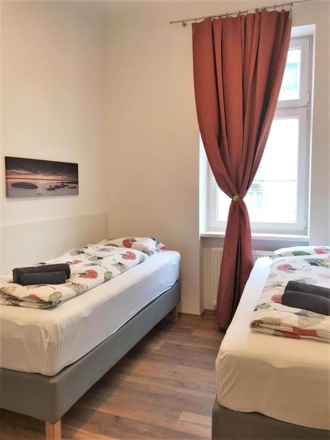Studio & Apartments Near Reumannplatz Wien Ngoại thất bức ảnh