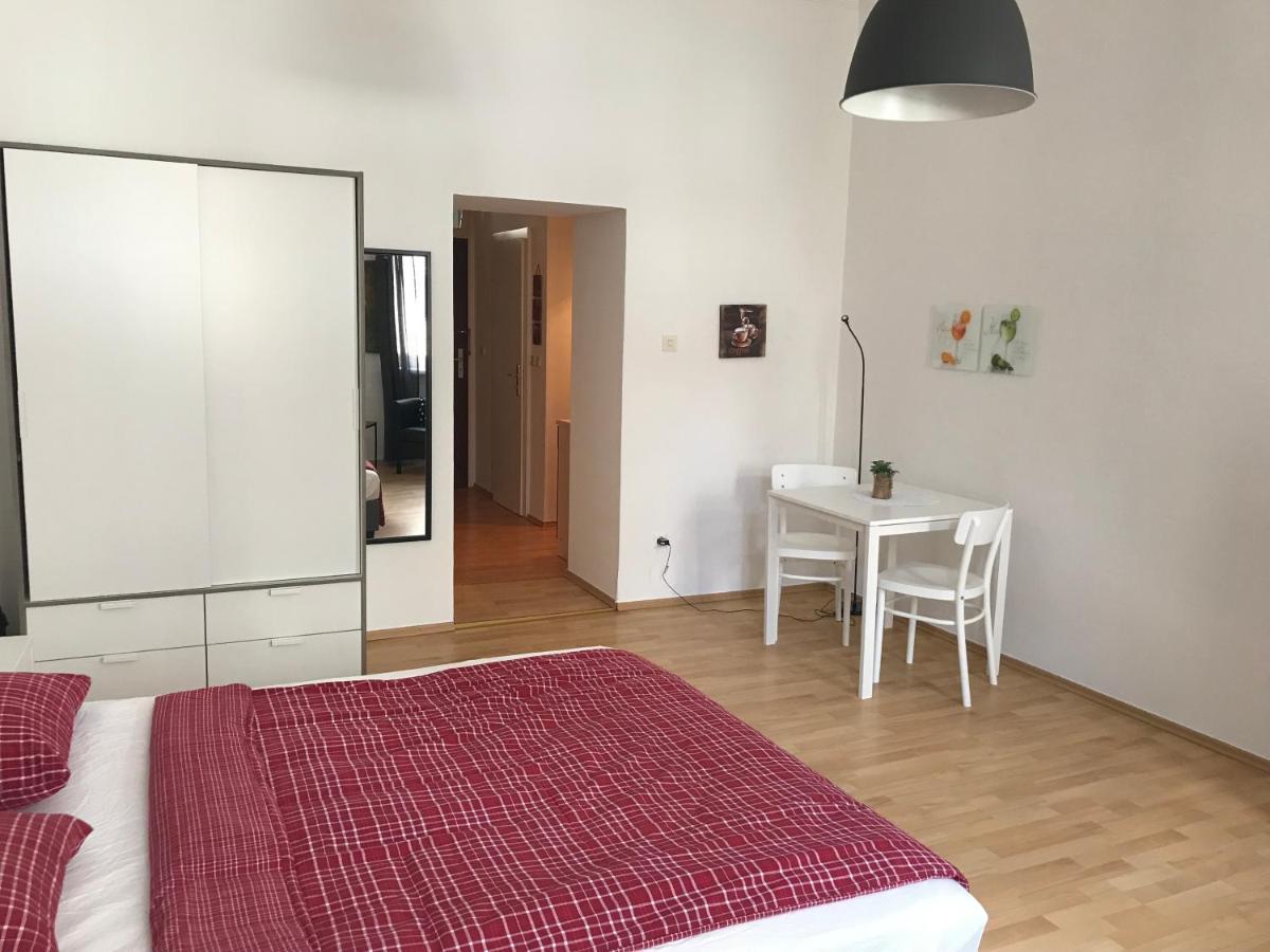 Studio & Apartments Near Reumannplatz Wien Ngoại thất bức ảnh