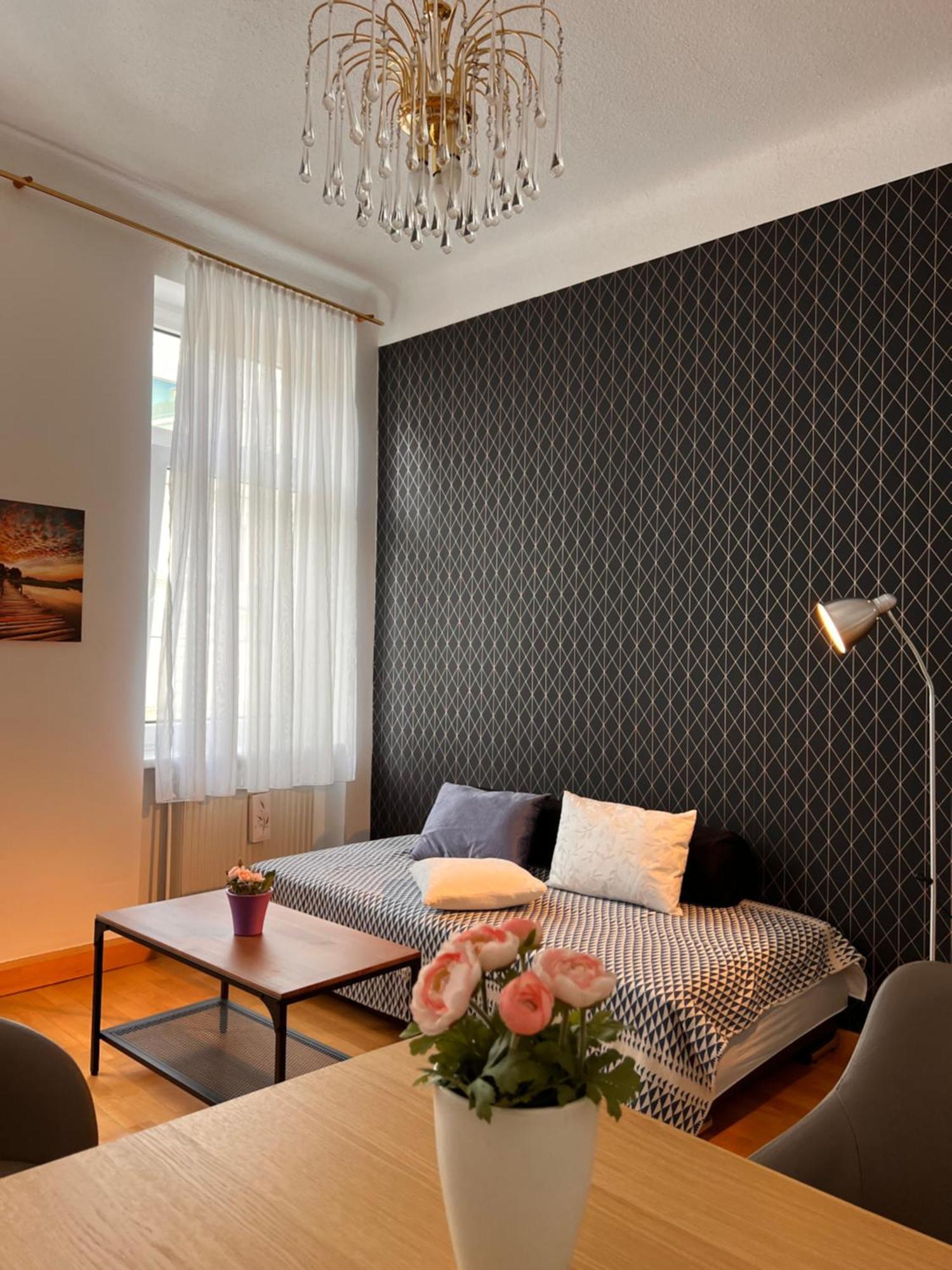 Studio & Apartments Near Reumannplatz Wien Ngoại thất bức ảnh