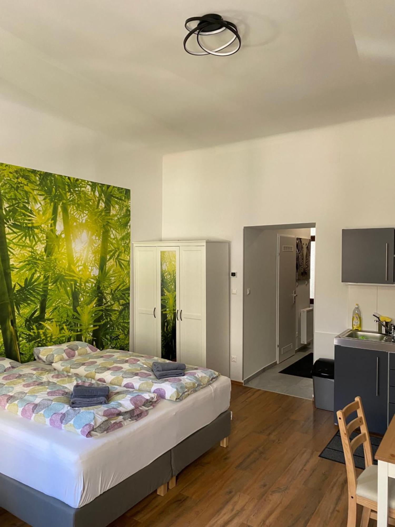 Studio & Apartments Near Reumannplatz Wien Ngoại thất bức ảnh