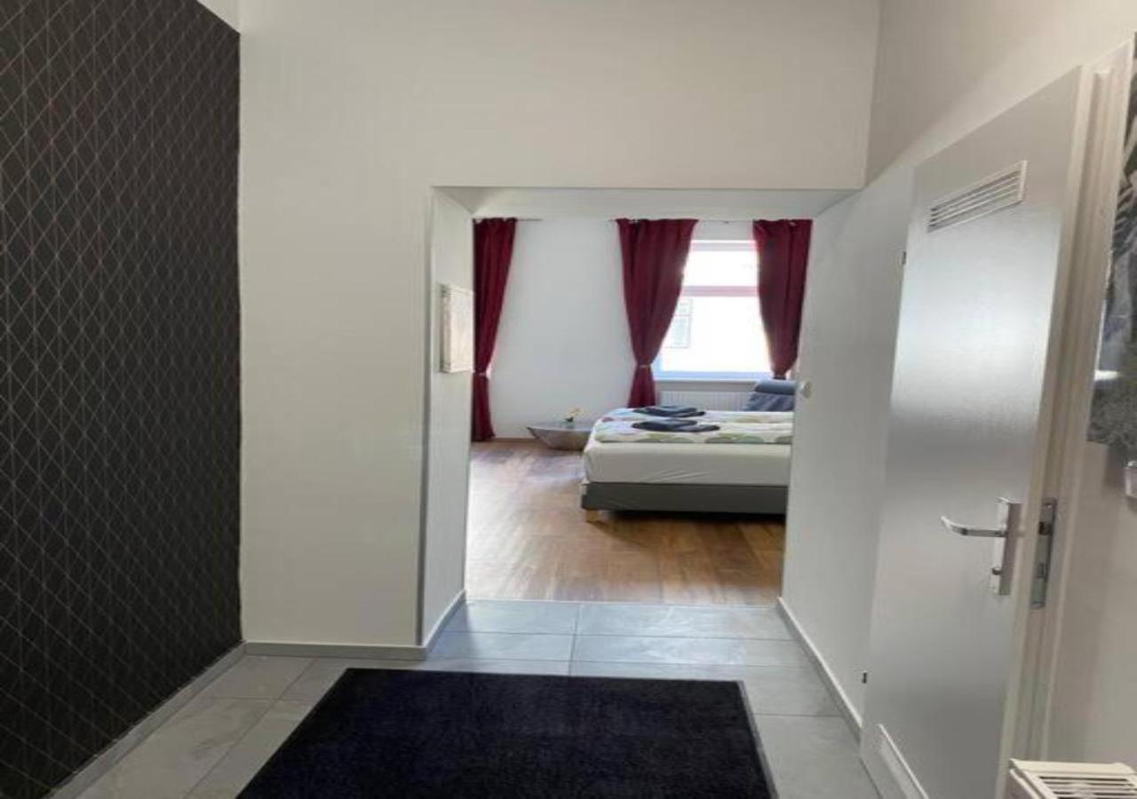 Studio & Apartments Near Reumannplatz Wien Ngoại thất bức ảnh