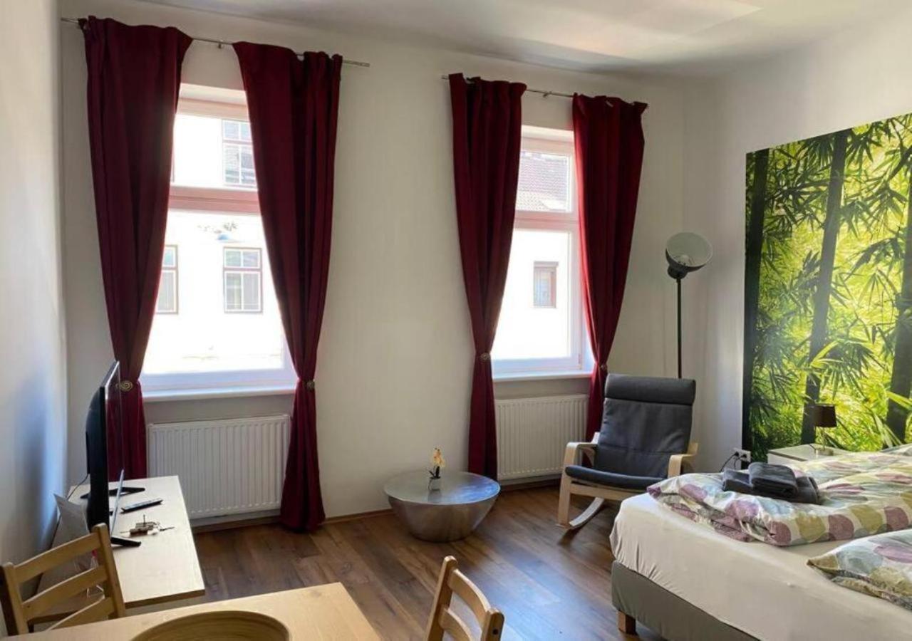 Studio & Apartments Near Reumannplatz Wien Ngoại thất bức ảnh